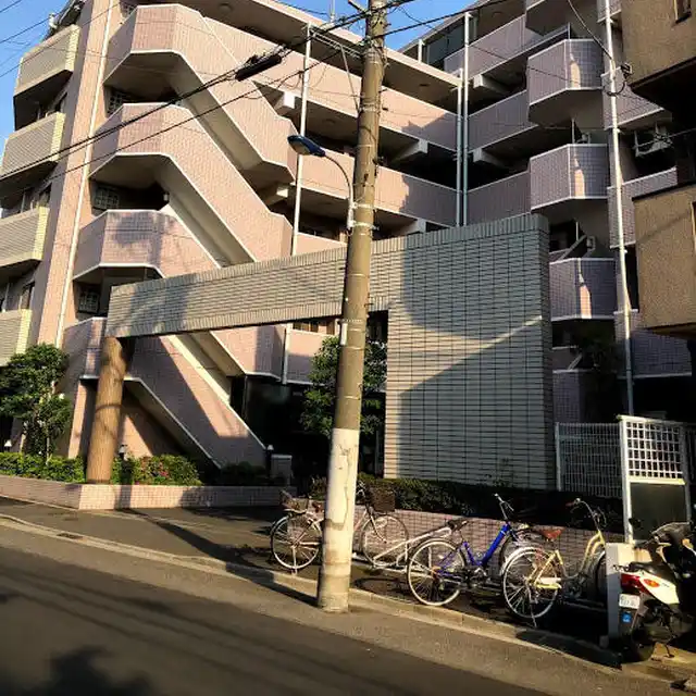 ライオンズシティ浮間公園