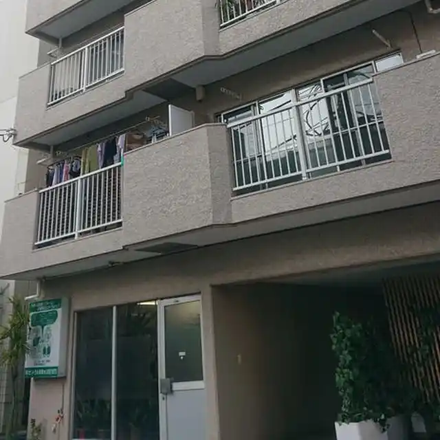 朝日本町マンション