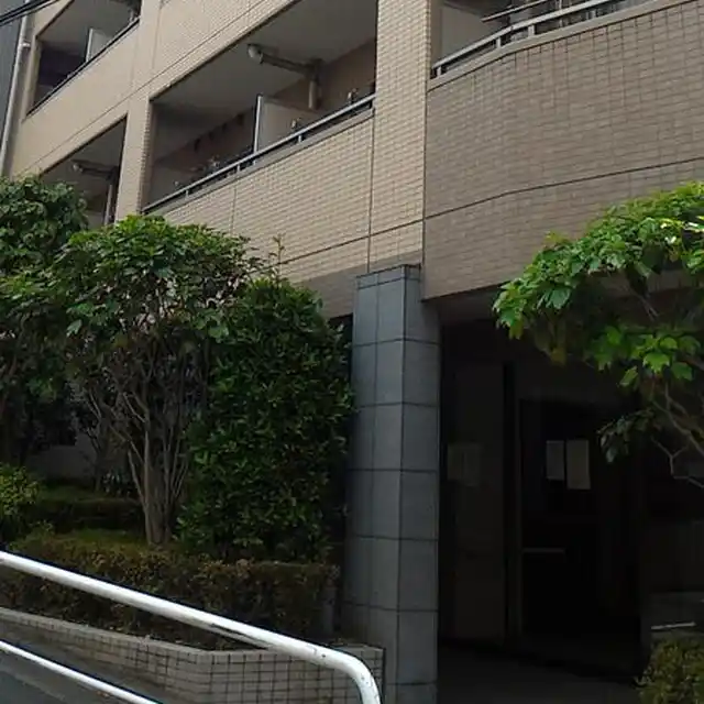 ラグジュアリーアパートメント西新宿