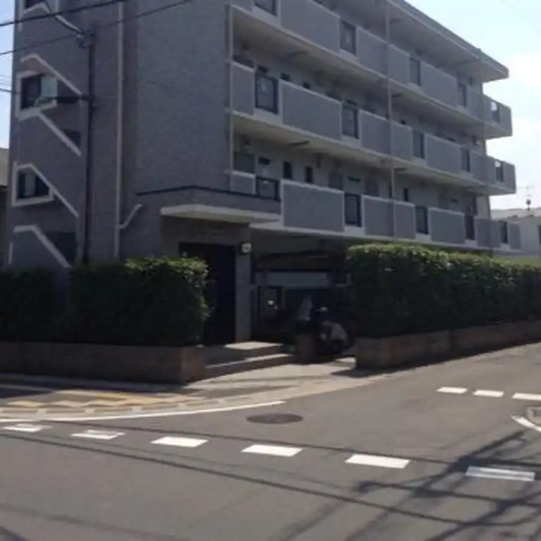 アクアイースト