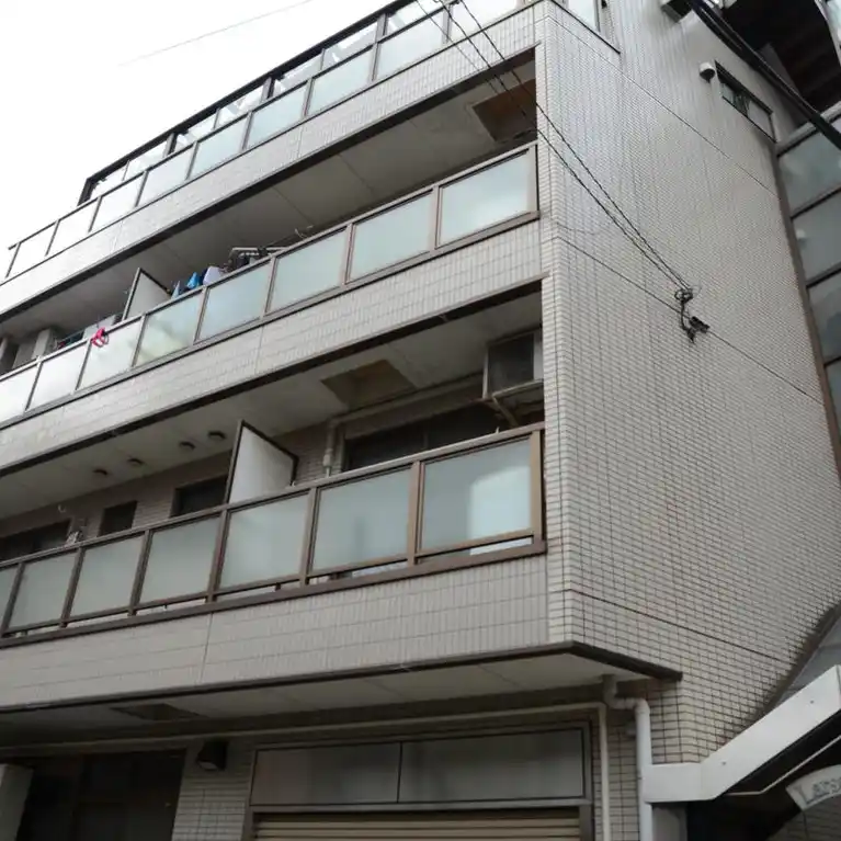 ラースアネックス 外観