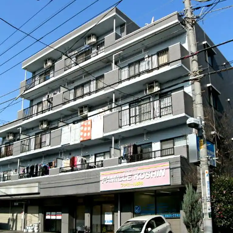 ファミール庚申