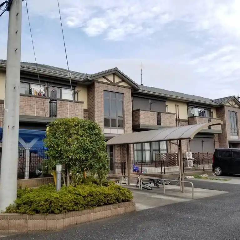 グランドゥールB館