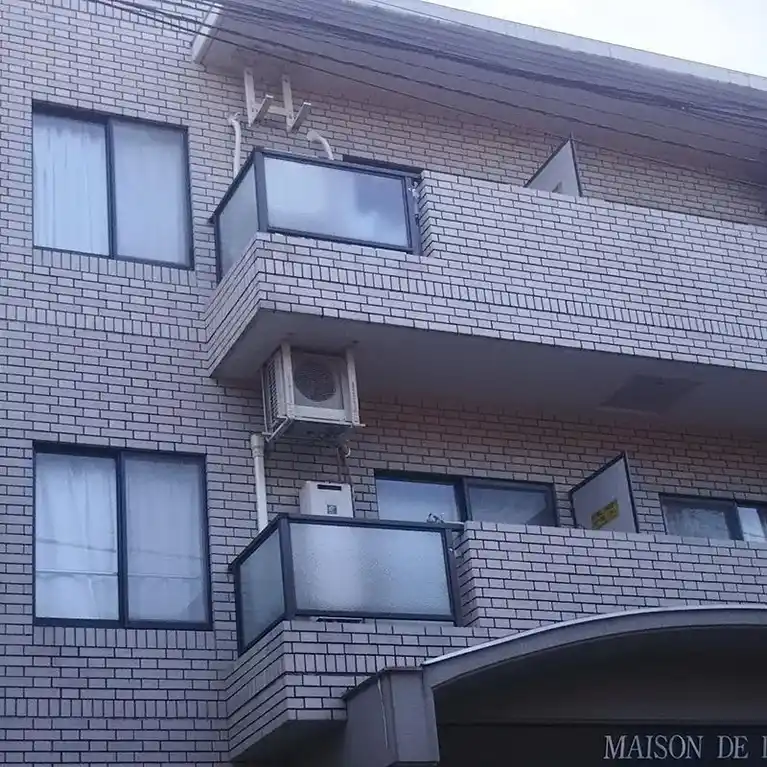 メゾンドルネ 外観