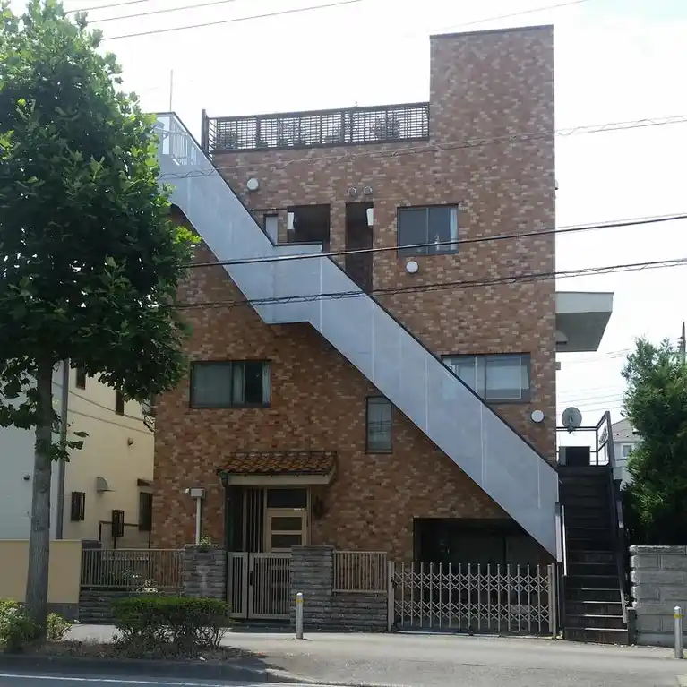 Tフラット