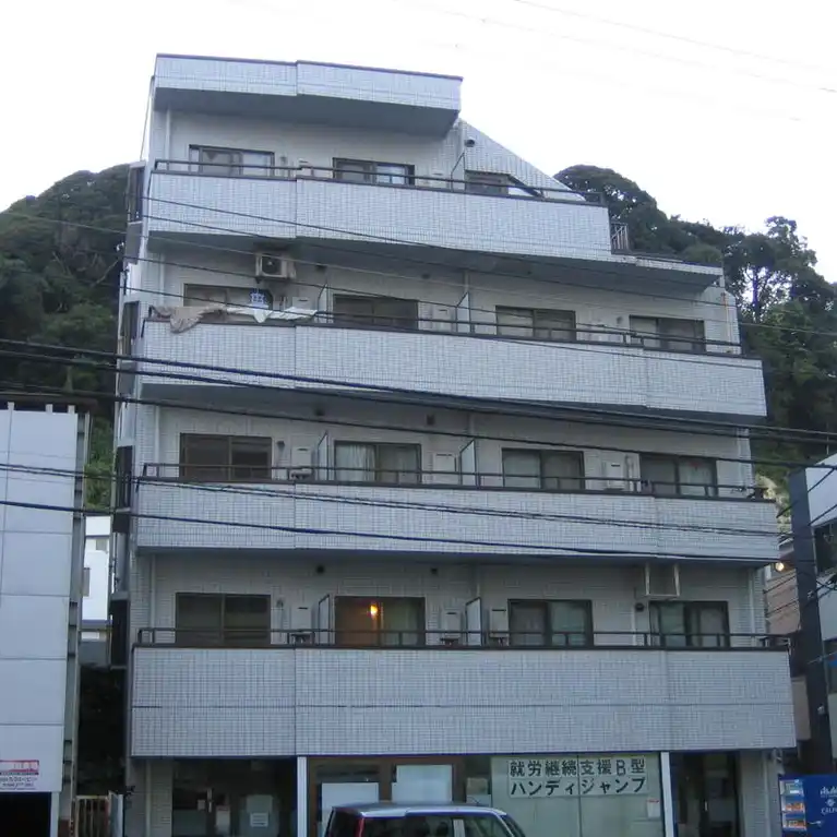 アーディンモリ 外観