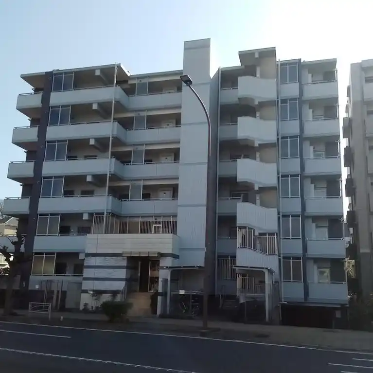 パレステージ三ツ沢上町
