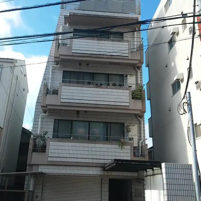 カーサイズミダ 外観