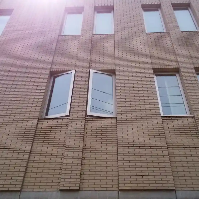 イング島津山 外観