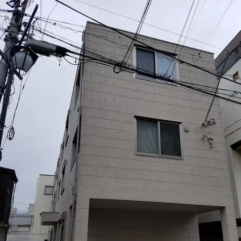 MAISON DE CLOVER