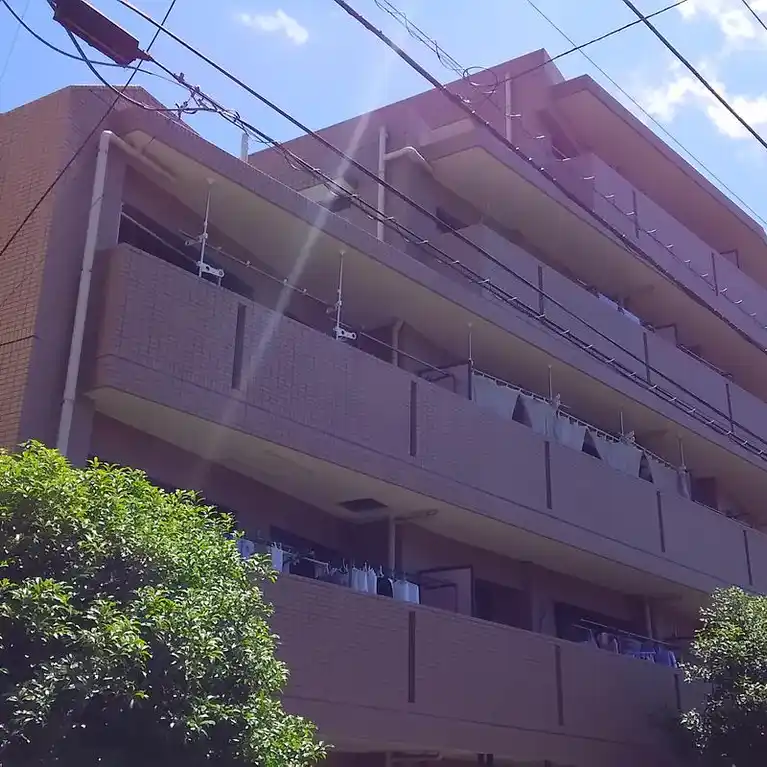 ナイスアーバン井土ヶ谷フラッツ