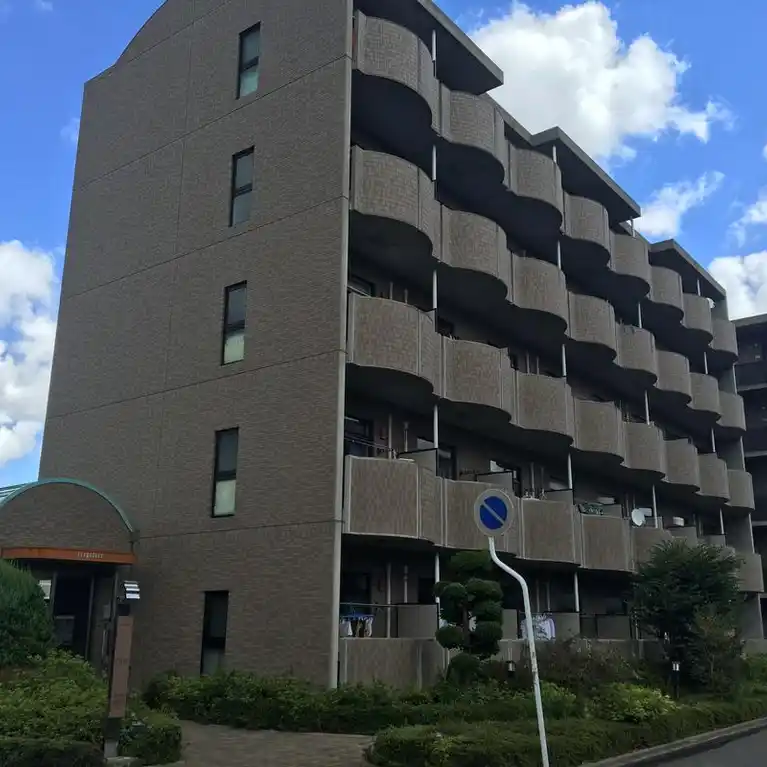 レオパレスパティオ 外観