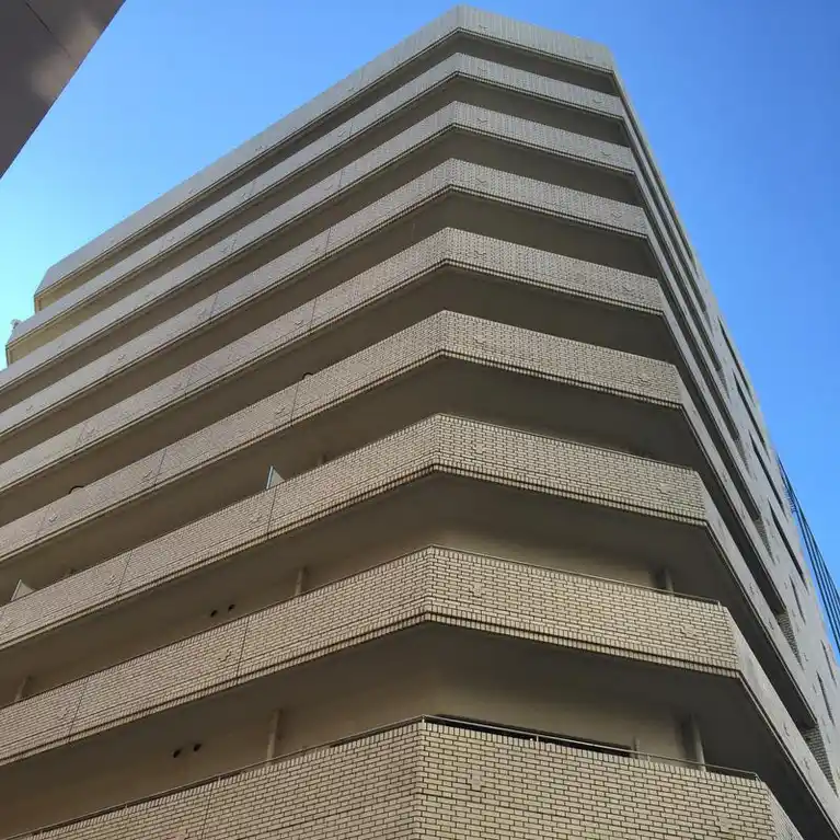 YKB新宿御苑 外観