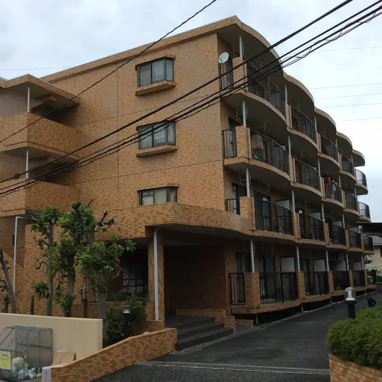クレセンド・ゴールド諏訪 外観