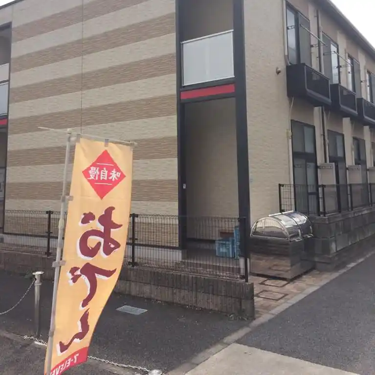 レオパレスレコルト 外観