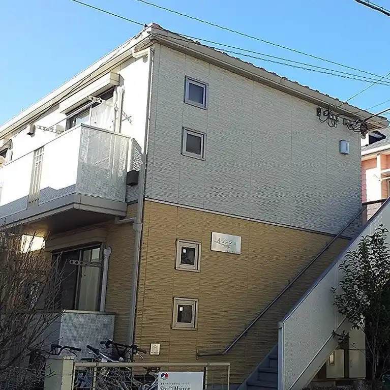 オランジュ 外観
