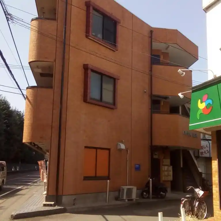ロイヤル橋本 外観