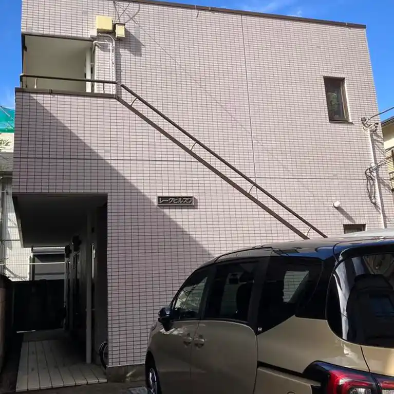 レークヒルスワ 外観