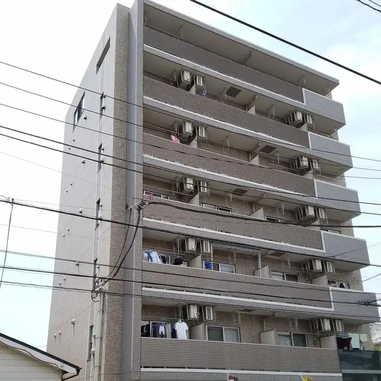 アバンサール・フロレスタ