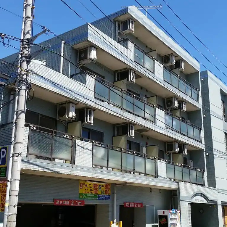 ウエスト23横浜 外観