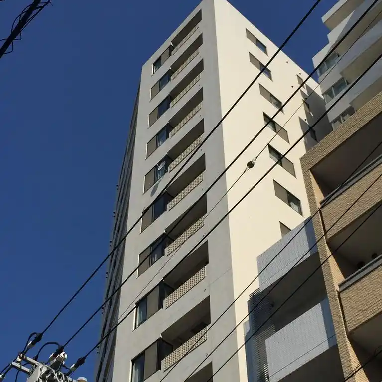 ピアース乃木坂