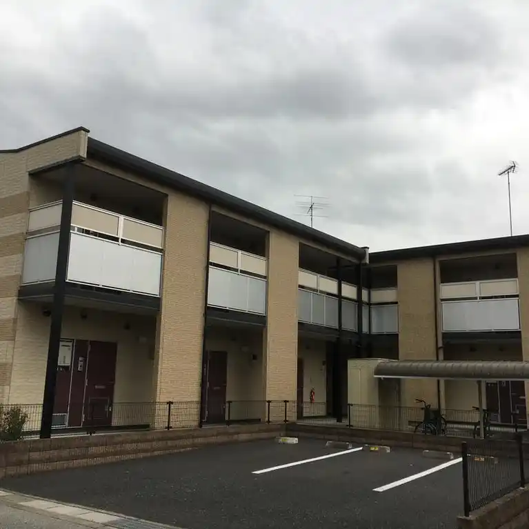 レオパレス岡II 外観