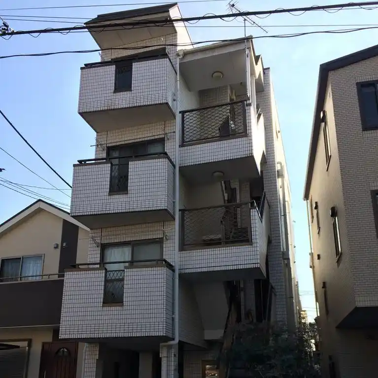 ブライトネス 外観