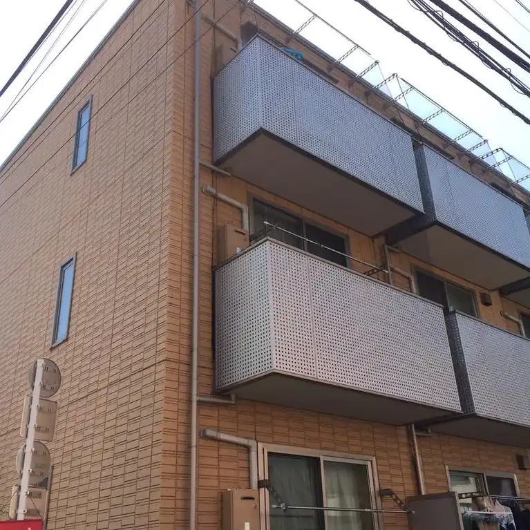 ファディール 外観