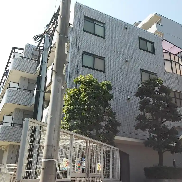 ブライトコーポ日吉・B