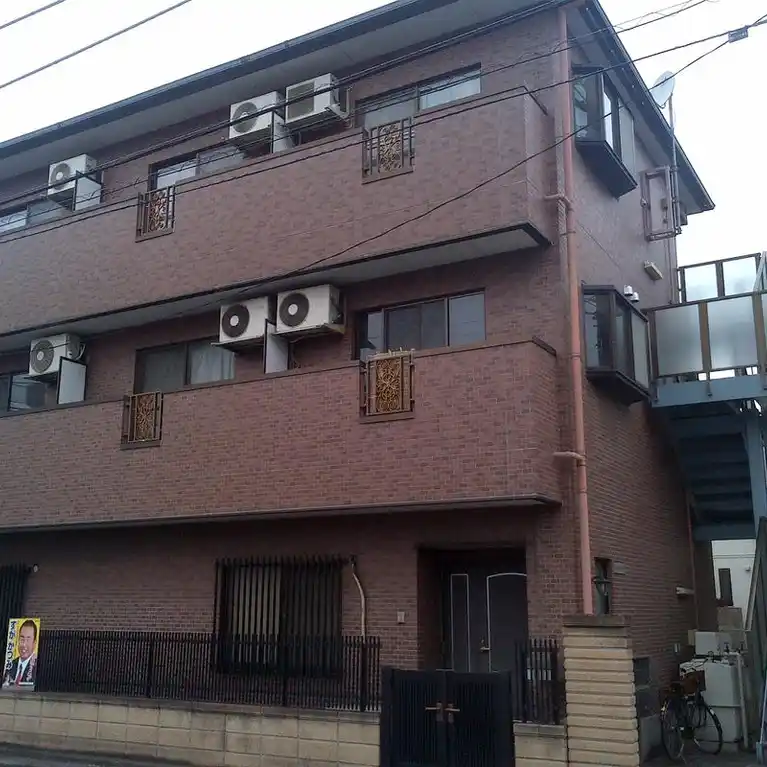 NR5番館 外観