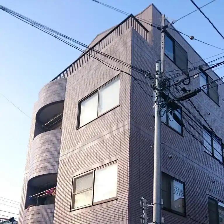ビュハイツ十条 外観