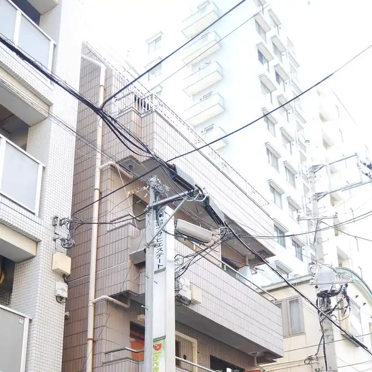 ロイヤルプレイス南町 外観