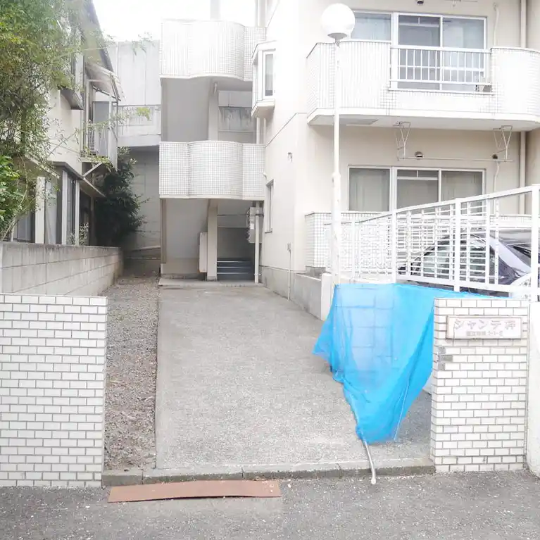 シャンテ梓 外観