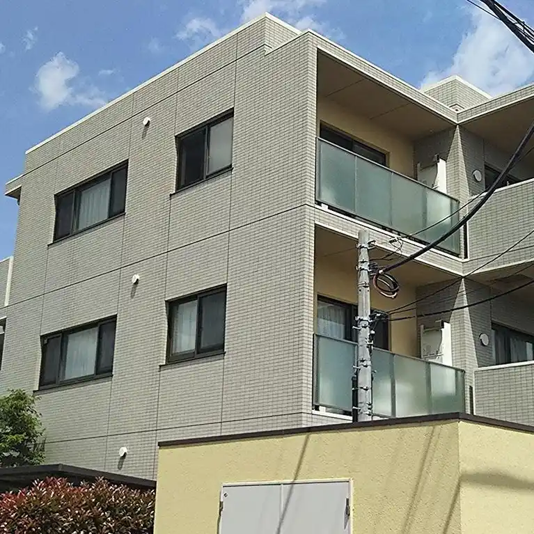 アンソレイエ 外観