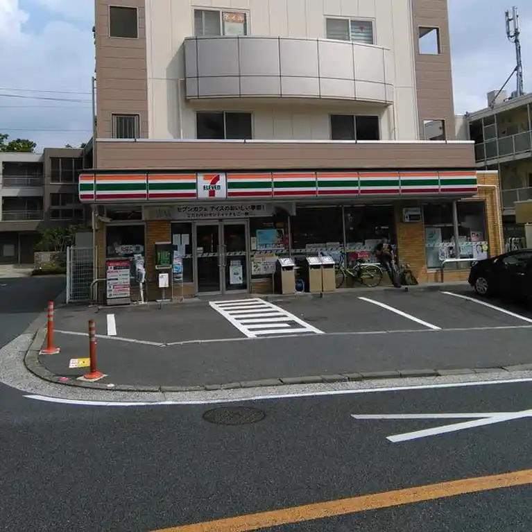 シャトーレ新百合 外観