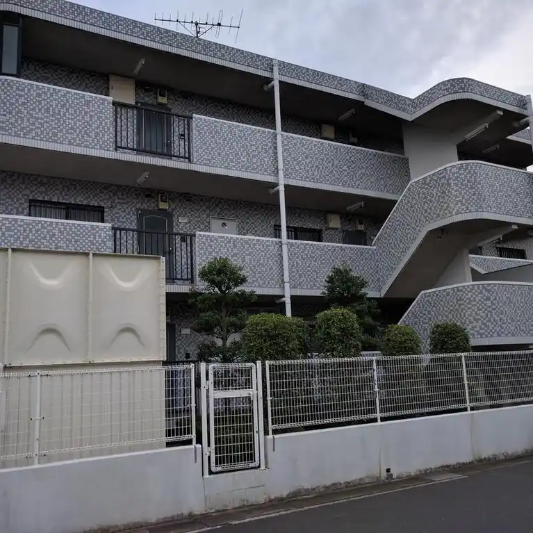 可憐弐番館
