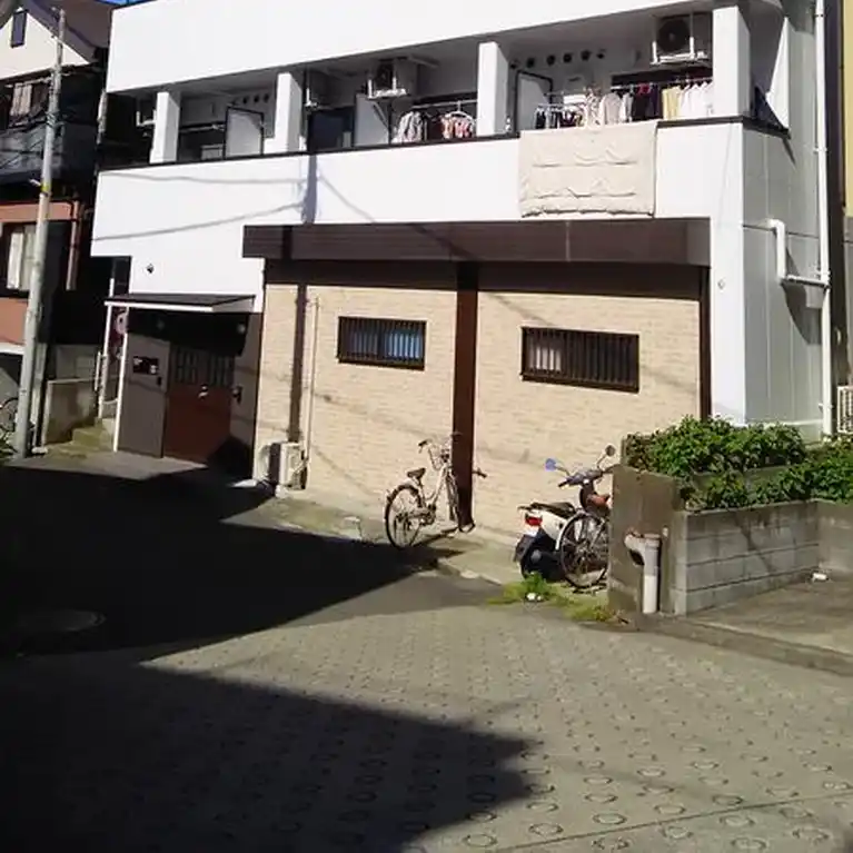 ポンデロッサ弘明寺