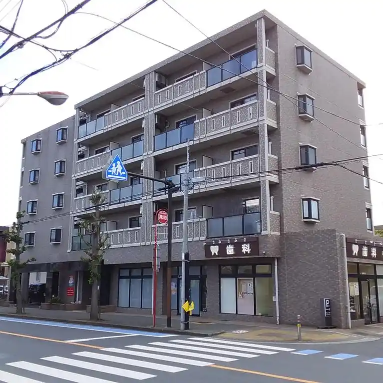 リコ桜ヶ丘駅前