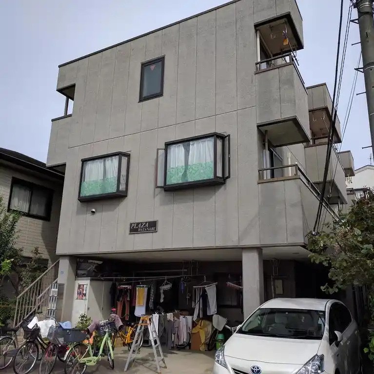 プラザ渡辺 外観