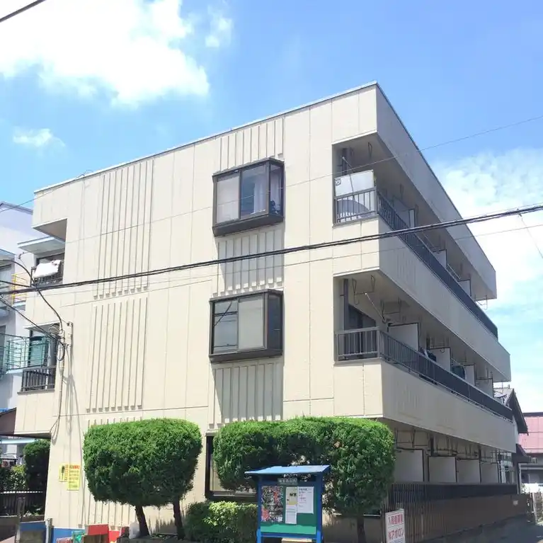 アルファーマンション 外観