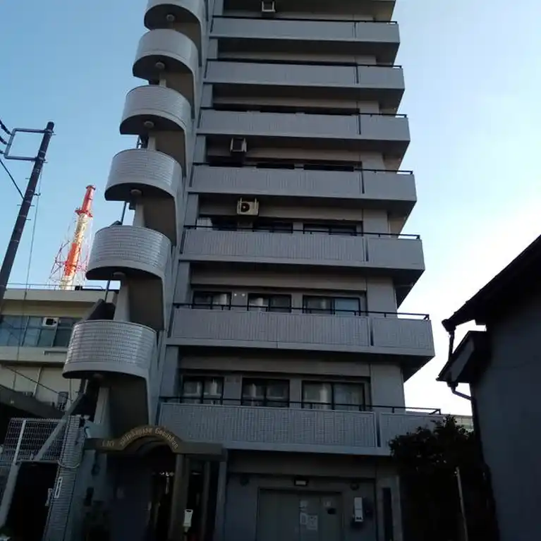 クリオ新子安伍番館