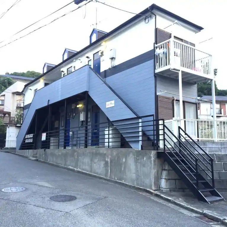 リラ新ゆり 外観