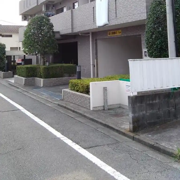 ファミーユ中町 外観