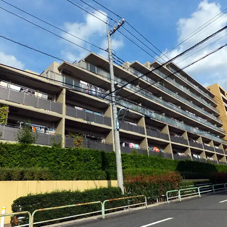 プリズムヒル 外観
