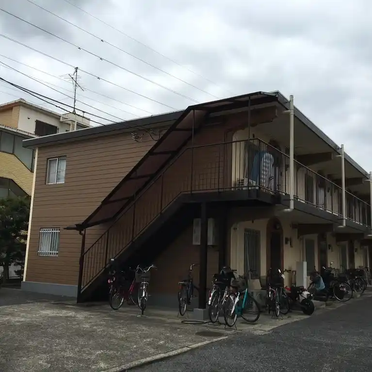 ロイヤルハイツ川上 外観