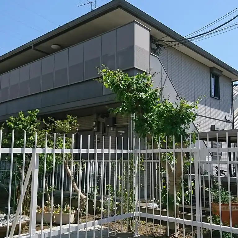 ラーチハウス 外観