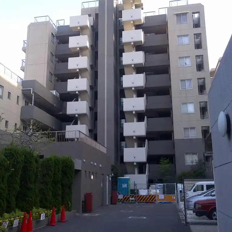 THEパームス本郷龍岡 外観