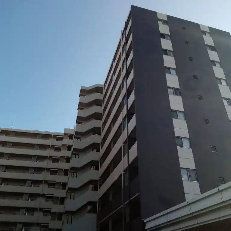 プレシス横浜新子安 外観