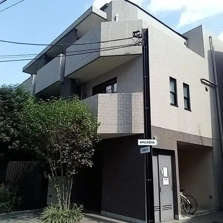 CREST 外観