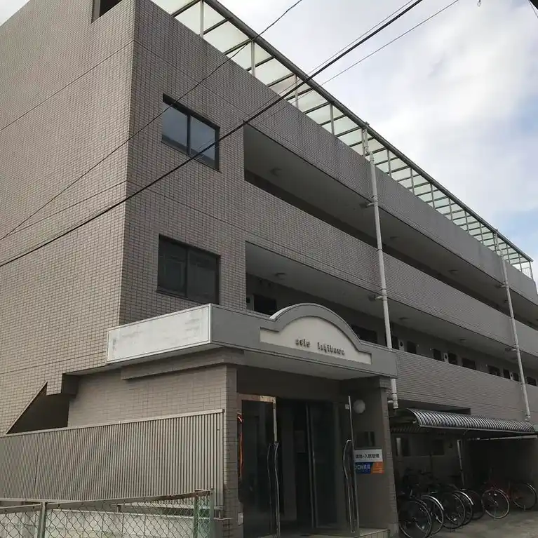 アクシス市川 外観